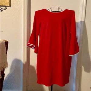 Women’s Bell-Sleeved Dress, Pre-loved!❤️